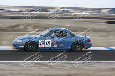 media/Jan-25-2025-CalClub SCCA (Sat) [[03c98a249e]]/Race 4/